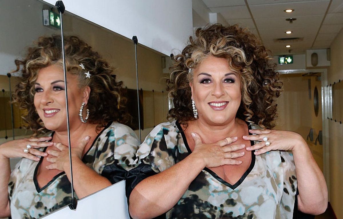 Séparée de ses parents alors qu'elle était bébé, elle survit à l’anorexie : le témoignage poignant de Marianne James